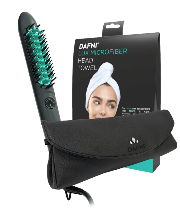 DAFNI Muse Holiday Pack contains a Muse Brush, a Head Towel and a Thermal Bag